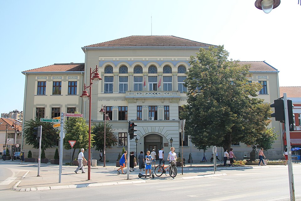Gymnasium school in Čačak